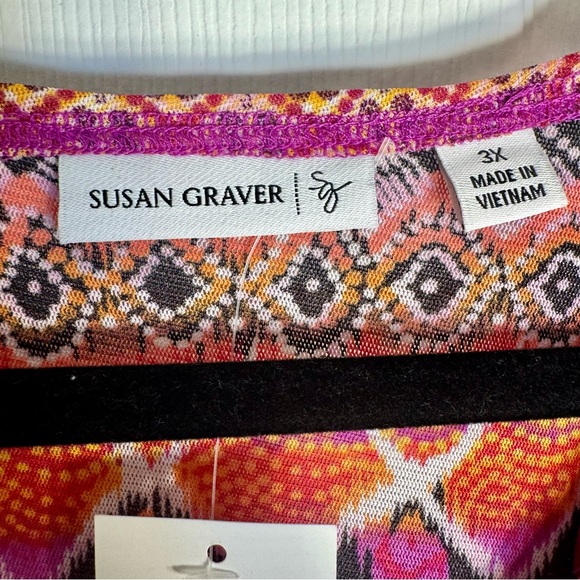 NWT. Susan Graver poncho style Top size 3X. Poncho Purple, red, orange colors. - Picture 5 of 12